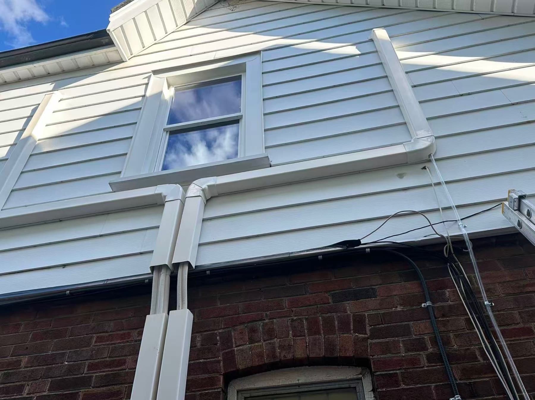 Finished exterior lineset covers for a ductless installation